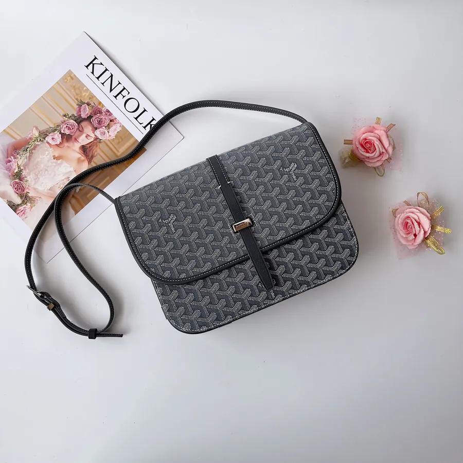 Belvédère Satchel Classic Minimalist Design