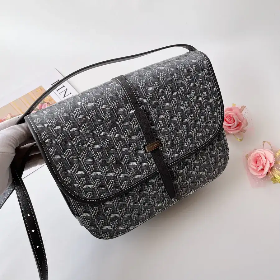 Belvédère Satchel Classic Minimalist Design