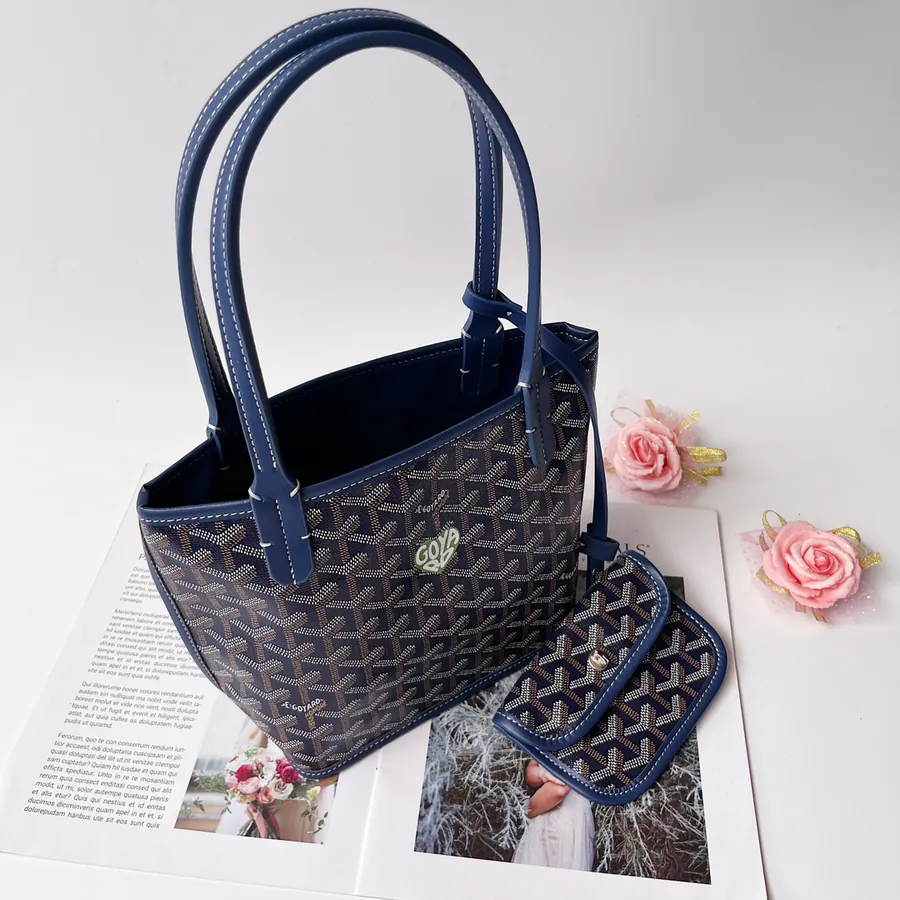 P 200 Mini Shopping Bag Dog Tooth Design, Trendy & Versatile