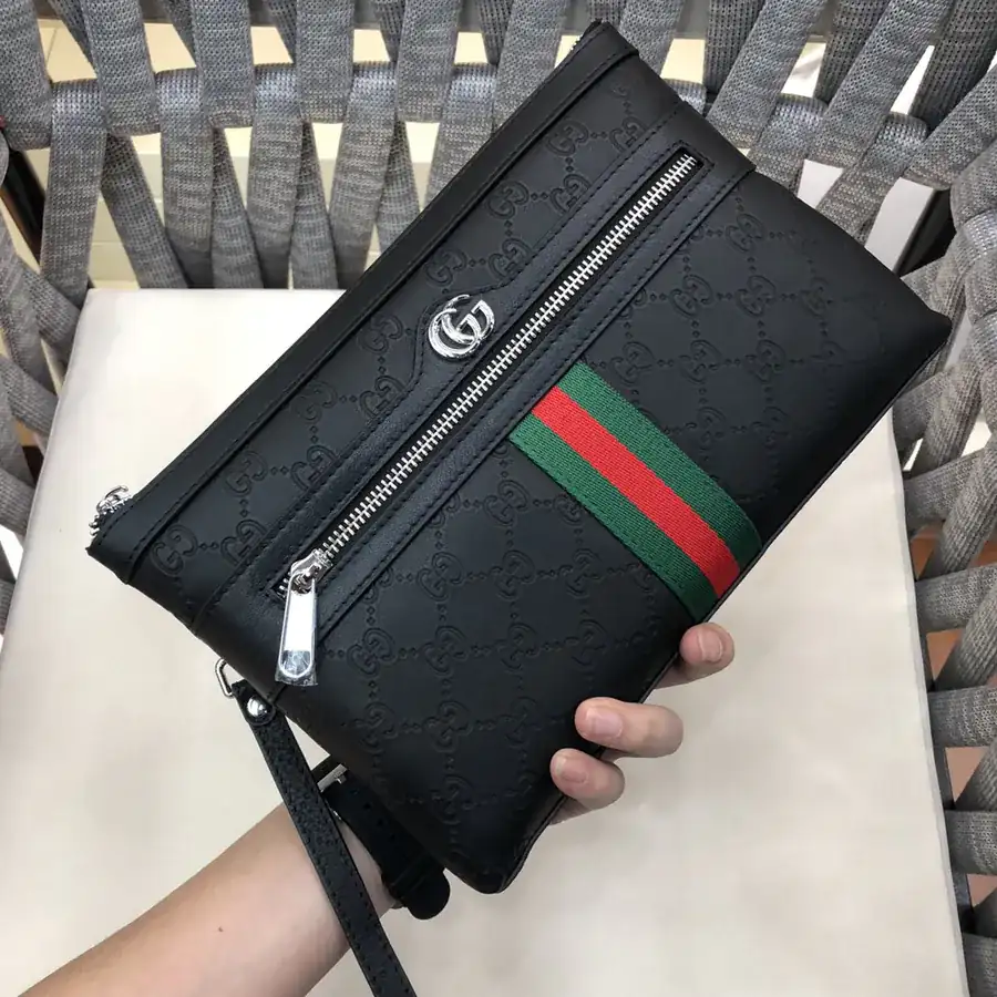 Gucci Bucket Bag Classic Design with Large Capacity