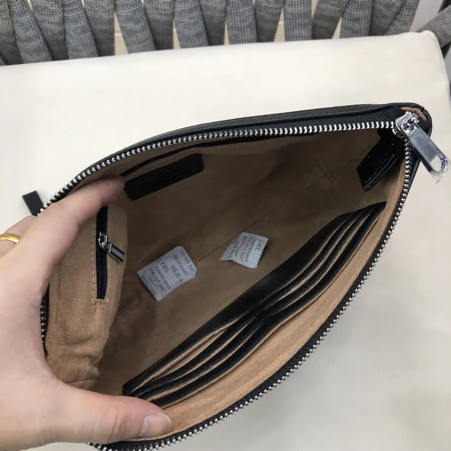Gucci Bucket Bag Classic Design with Large Capacity