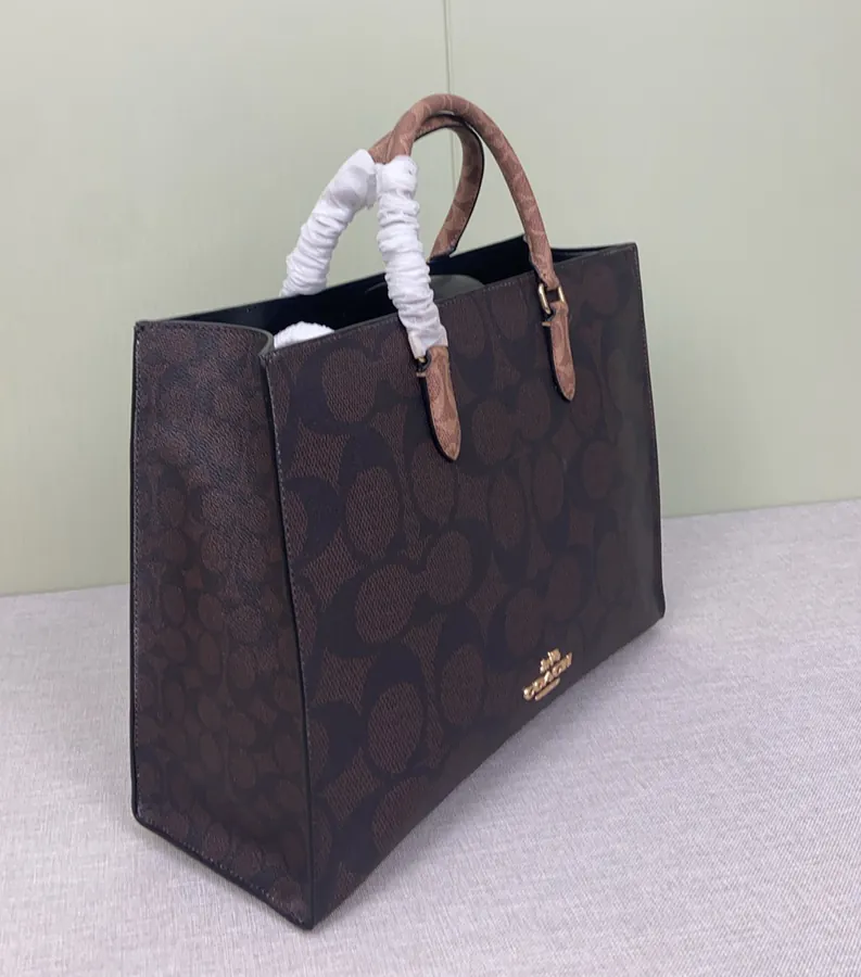 Maggie Tote by CY677 Sleek Design, Versatile Style