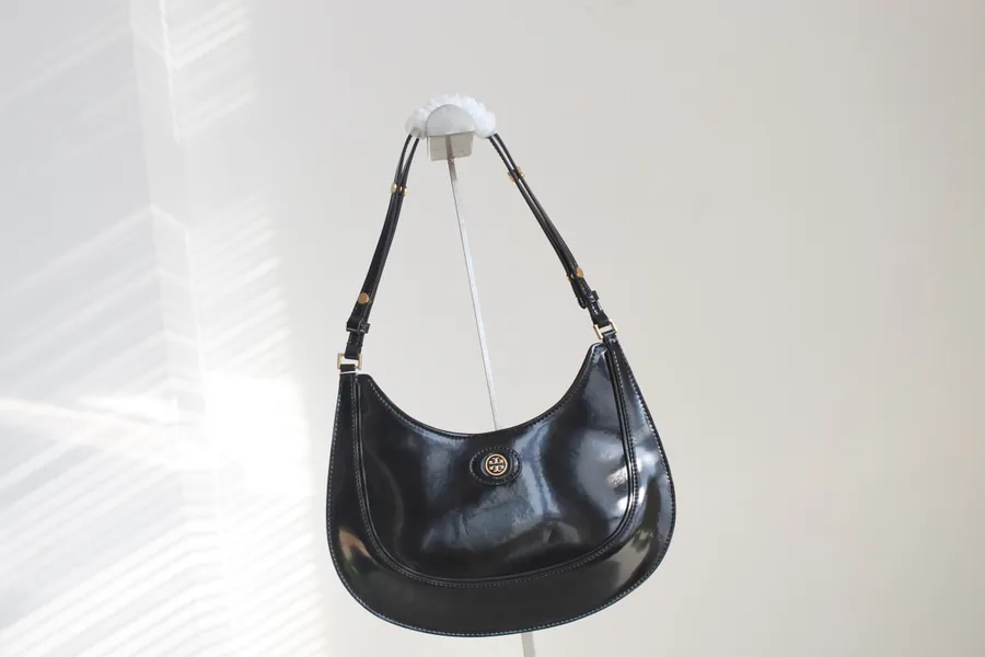 Tory Burch New Crescent Tote Robinson Series