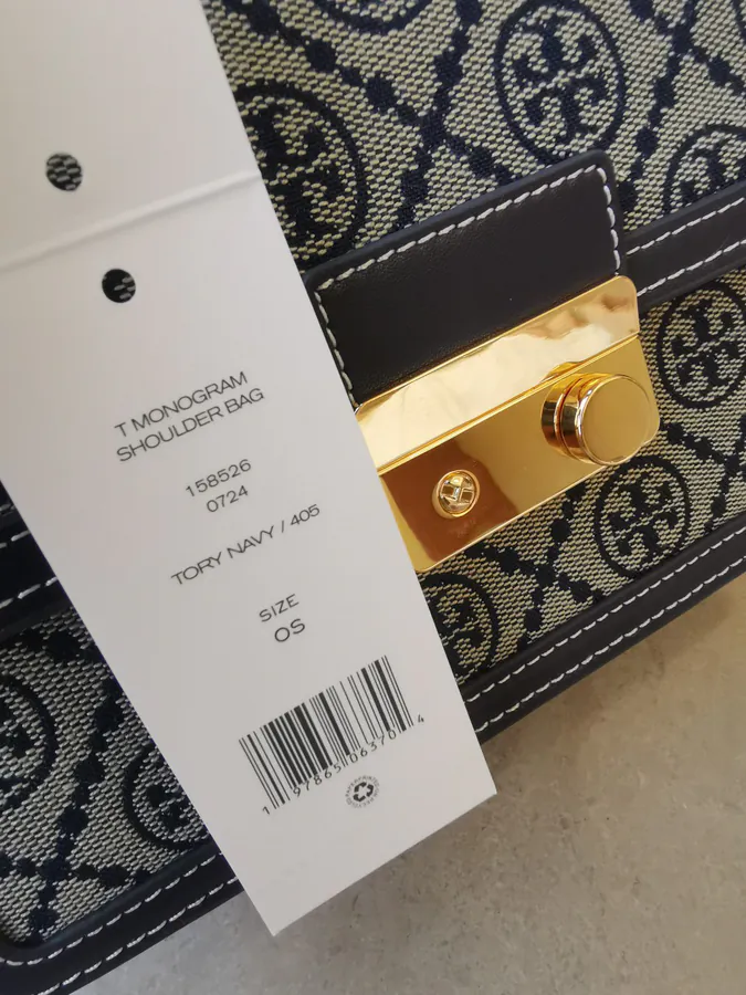 T MONOGRAM Windbag Elegant and Functional Shoulder Bag