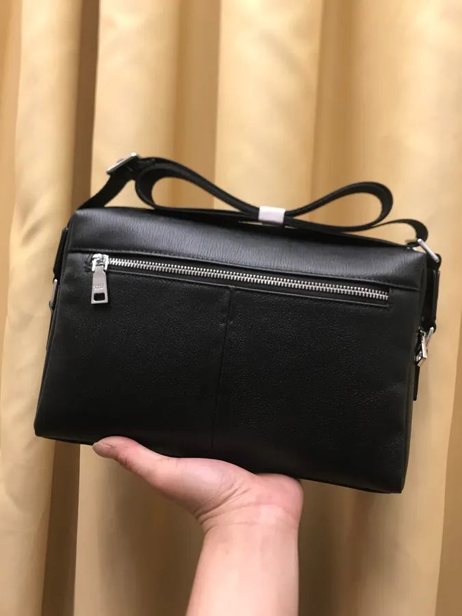 P Family 2023 Spring Luxury Bucket Bag in Platinum Grade Leather