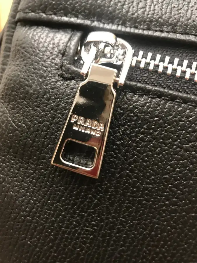 P Family 2023 Spring Luxury Bucket Bag in Platinum Grade Leather