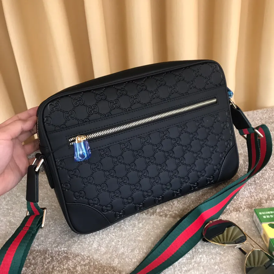 P240 Wallet Premium Italian Calfskin, Brand Logo Steel Hardware