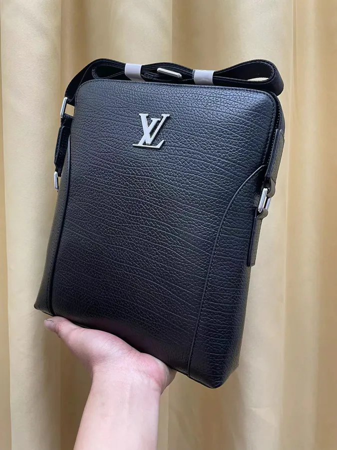 P260 Premium Crossbody Bag in Italian Calfskin