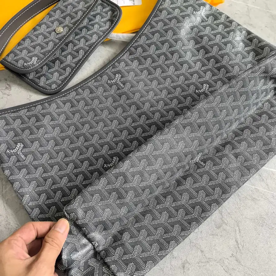 Goyard Hobo with Silk Print, Elegant and Casual