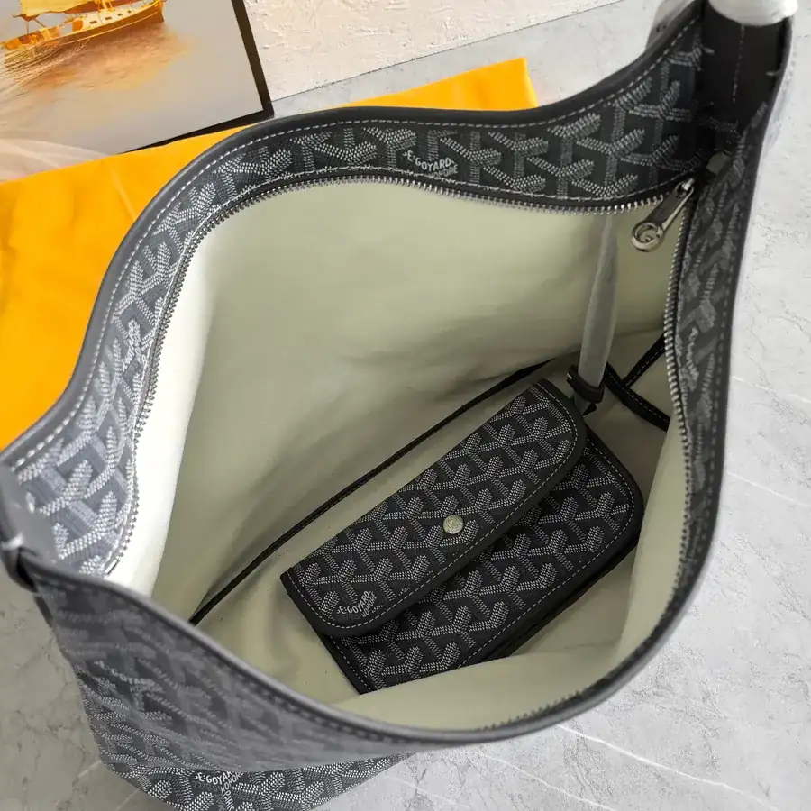Goyard Hobo with Silk Print, Elegant and Casual