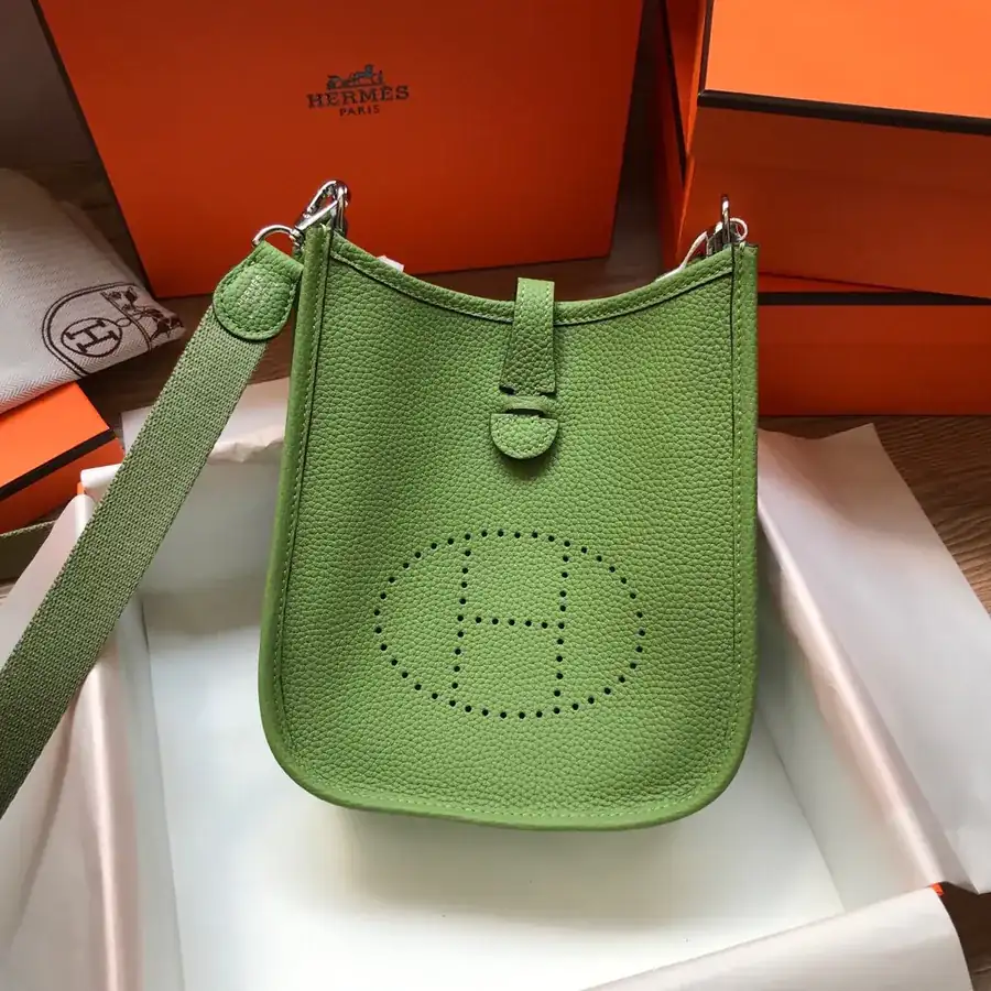 Evelyne Mini in Top Grain Calfskin