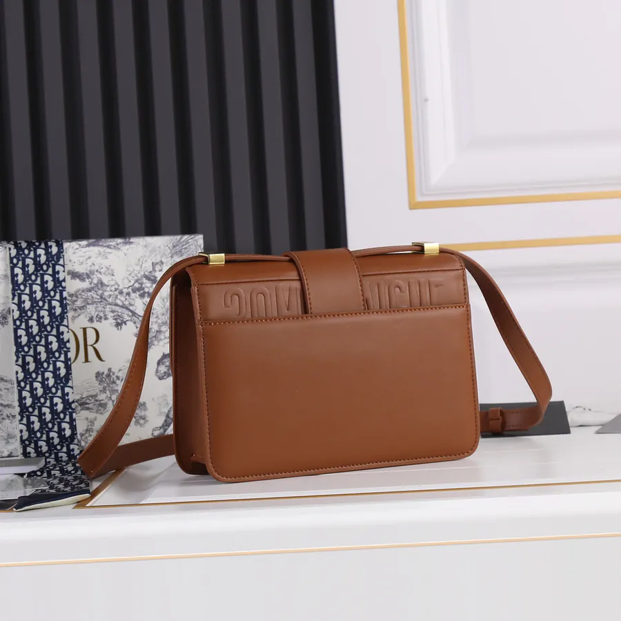 Dior 30 Montaigne Bucket Bag in Brown