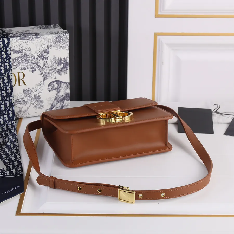 Dior 30 Montaigne Bucket Bag in Brown