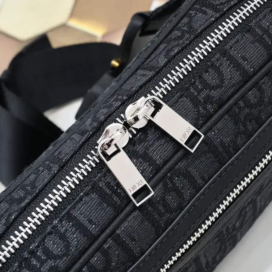 D Home Upgraded Waist Bag with Modern Style