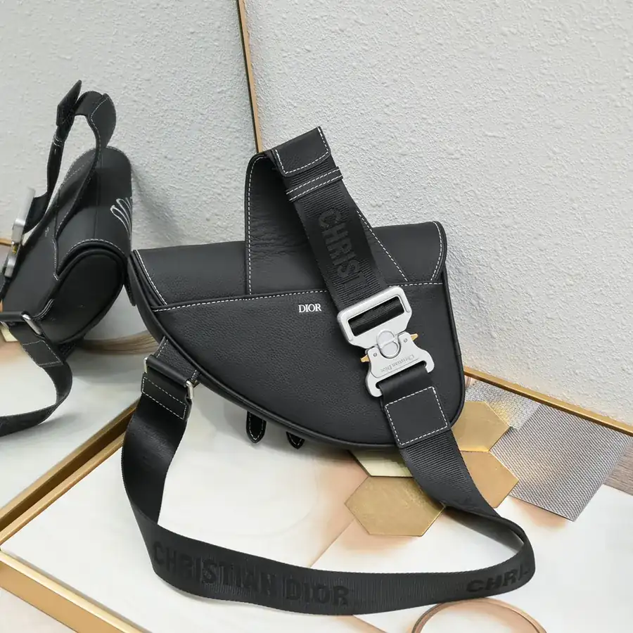 Homme Saddle Bag 2024 Pre Fall Collection