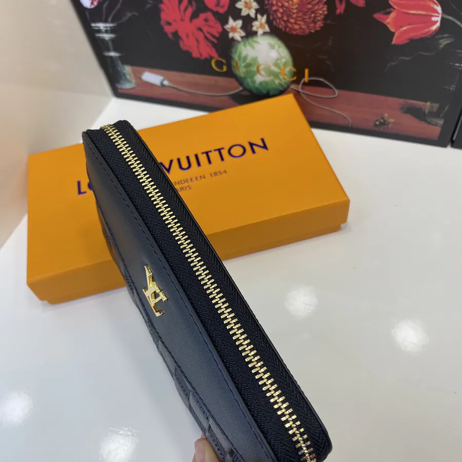 Lv 6151 Single Handle Crossbody Bag