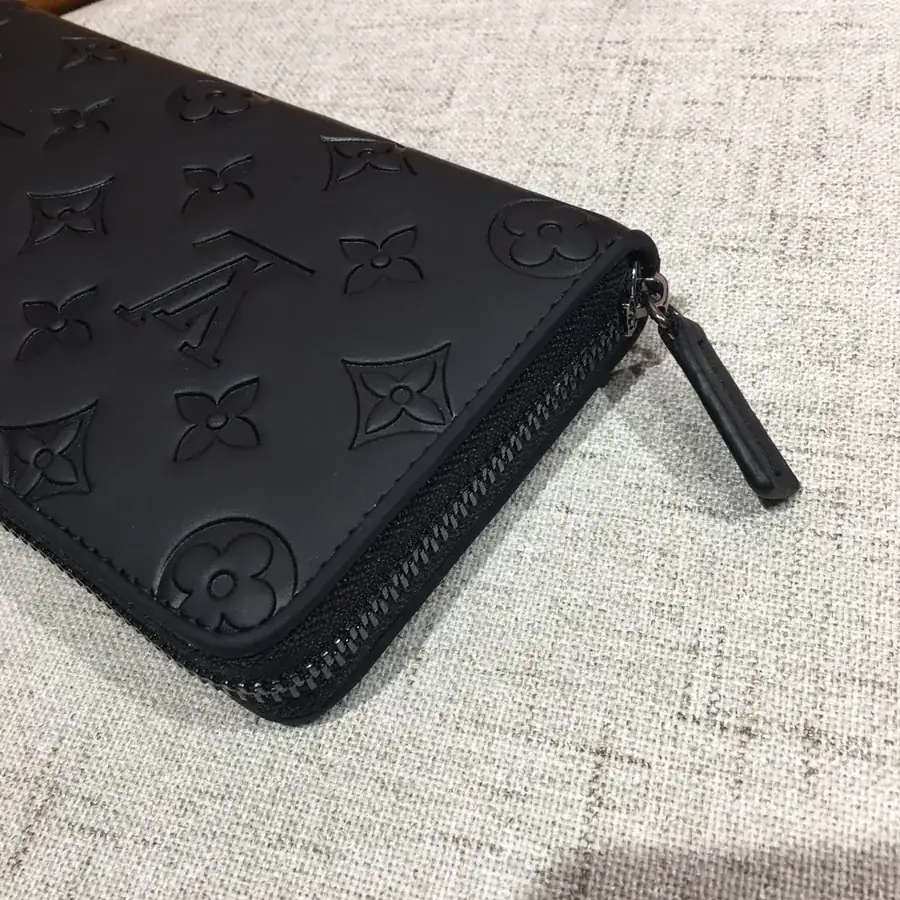 LV 6076 Single Handle Bag in Top Grain Calfskin