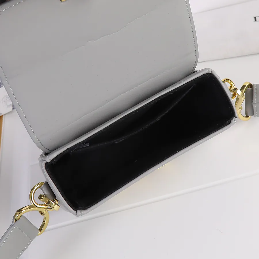 Dio.r 30 Montaigne Mini Box French Style Bucket Bag