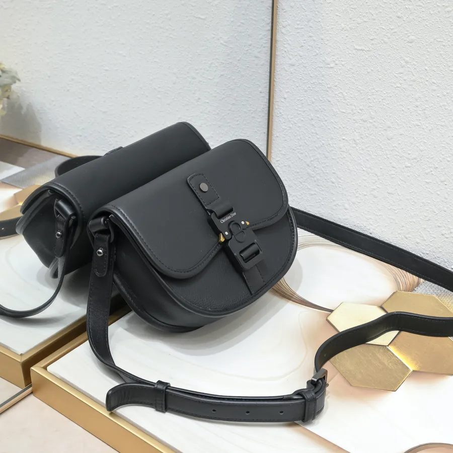 DIO.R Gallop Full Leather Messenger Bag with Box
