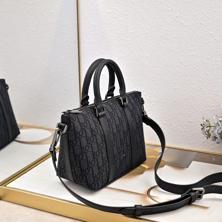 Dior Weekender25 Handbag in Black
