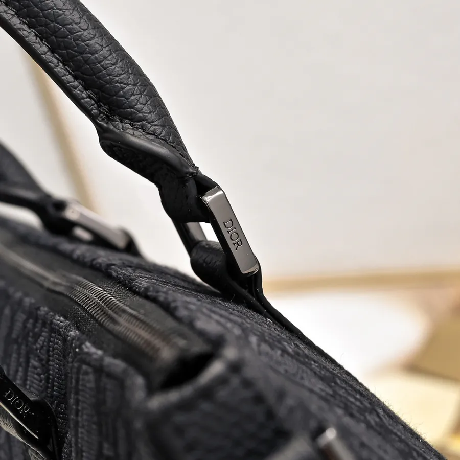 Dior Weekender25 Handbag in Black
