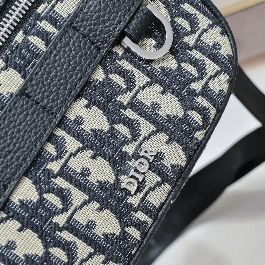 New Edition Safari Messenger Bag Mini Size