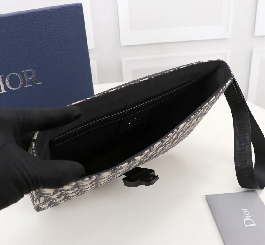 DIOR Bucket Bag in Grained Calfskin