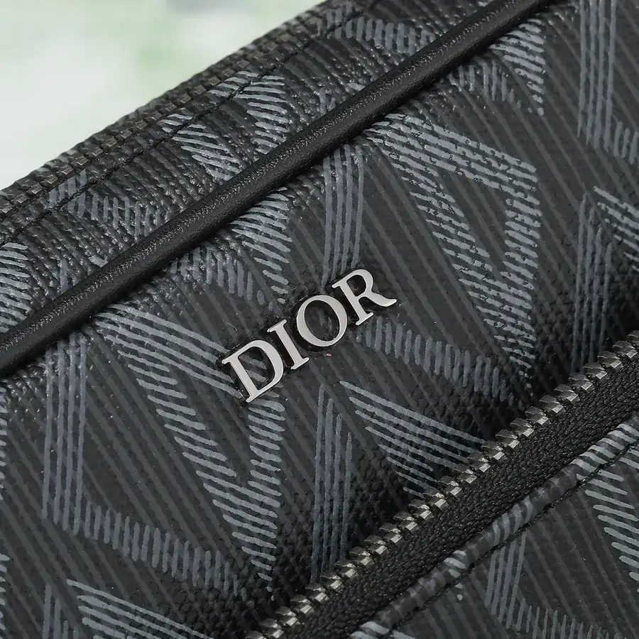 Marc Bohan Diamond Pattern Tote Set