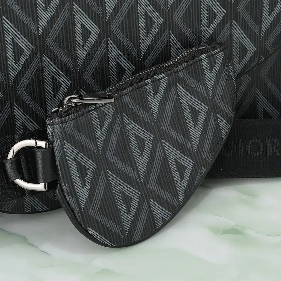Marc Bohan Diamond Pattern Tote Set