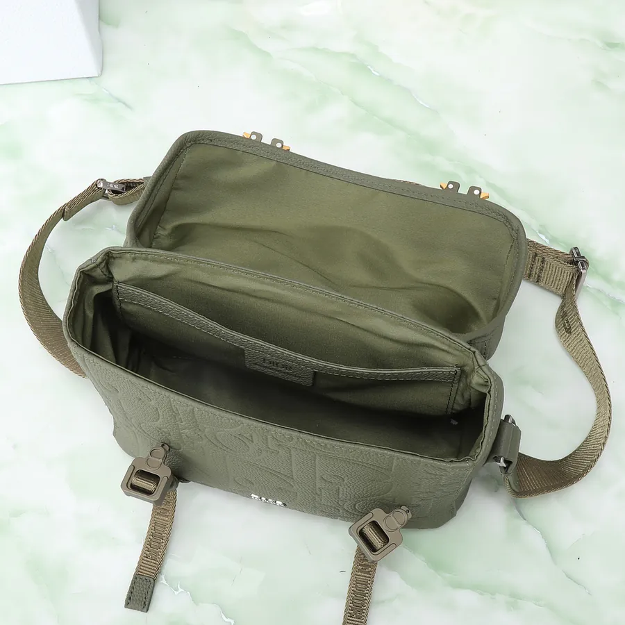 Hit The Road Flip Cover Briefcase