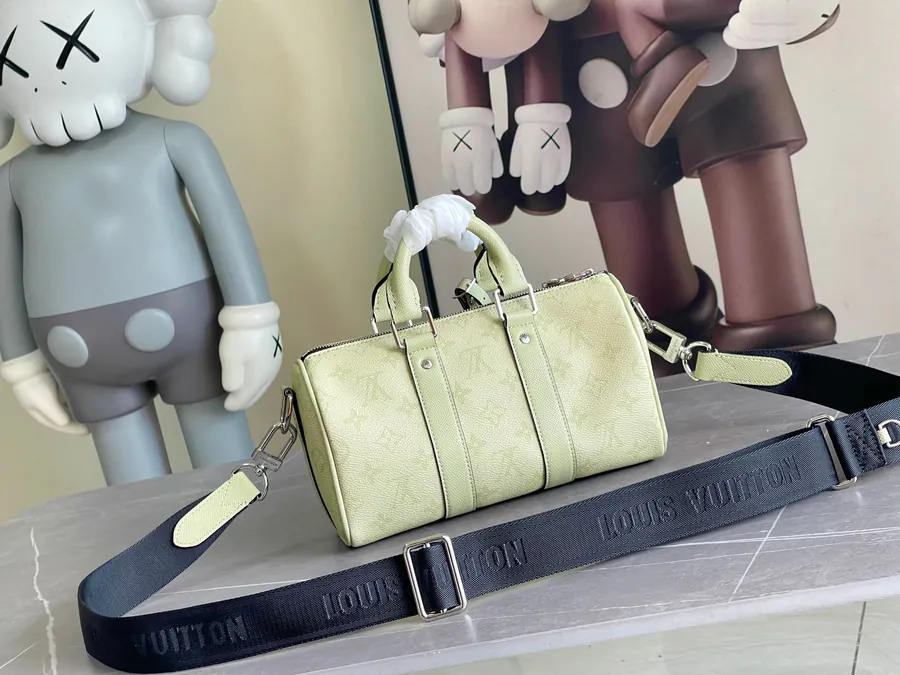Louis Vuitton Keepall 25 Shoulder Bag
