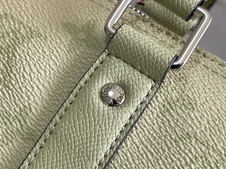 Louis Vuitton Keepall 25 Shoulder Bag