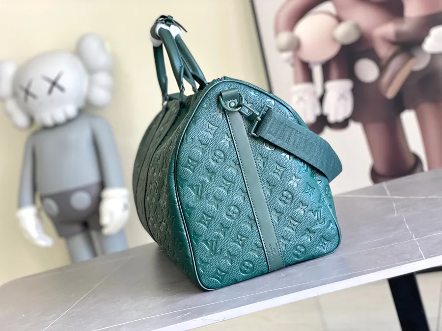 Louis Vuitton Keepall Bandoulière Travel Bag in Emerald Green