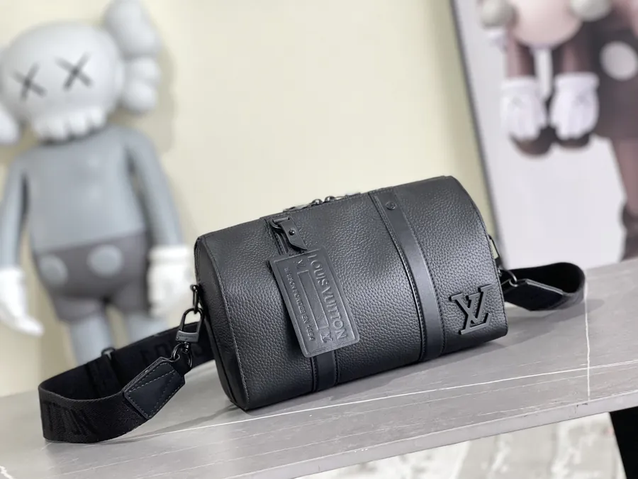 City Keepall Handbag in Grained Calfskin