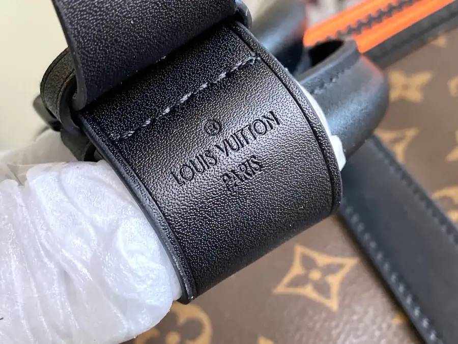 Keepall Bandoulière 50 Travel Bag with Zoooom with Friends Embroidery