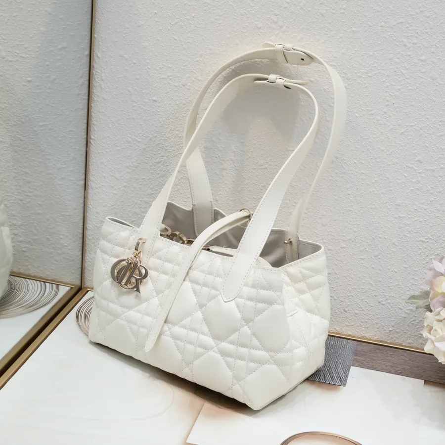 Toujours Travel Tote in Grained Calfskin