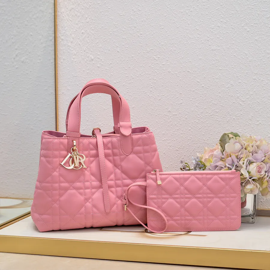 Toujours Travel Bag Medium Size