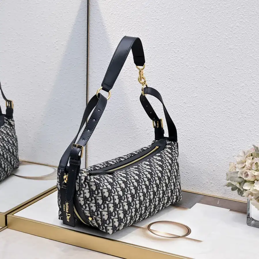 D Journey Bucket Bag in Blue Oblique Print