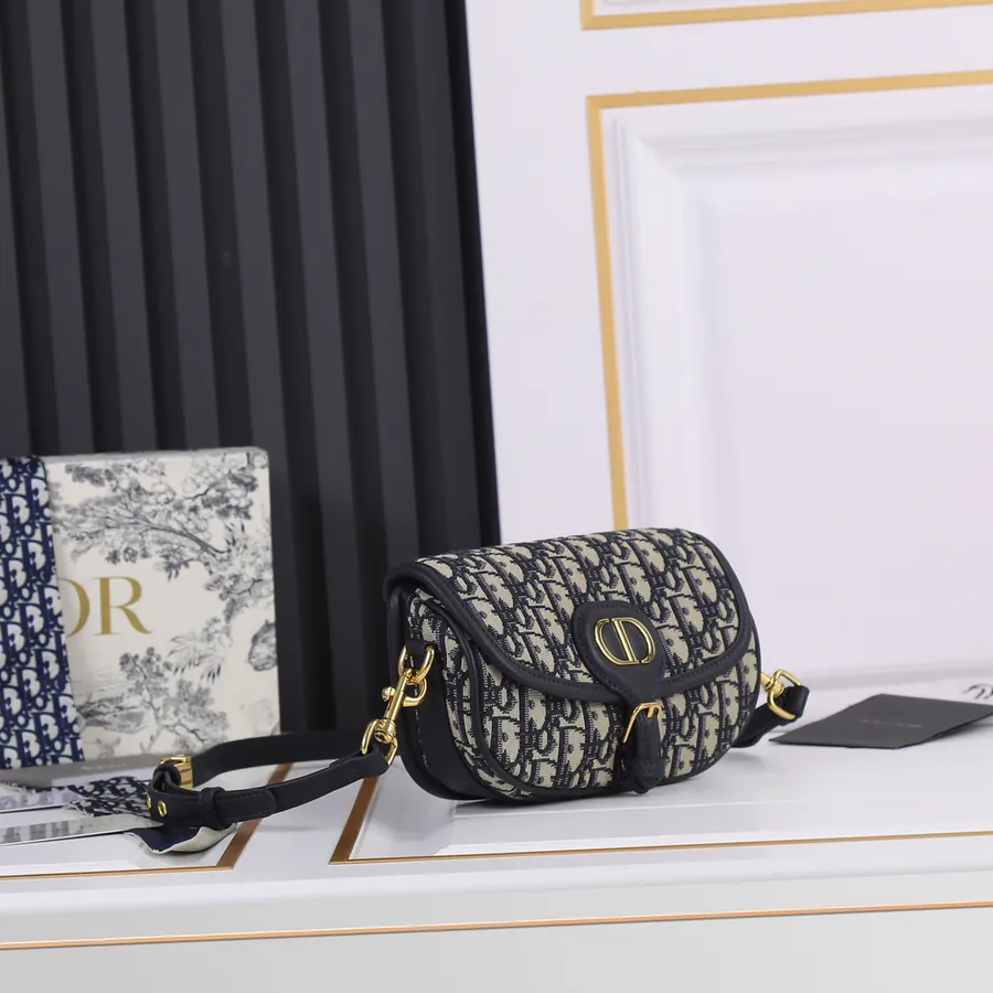 Bobby East West Bucket Bag Vintage Gold Hardware