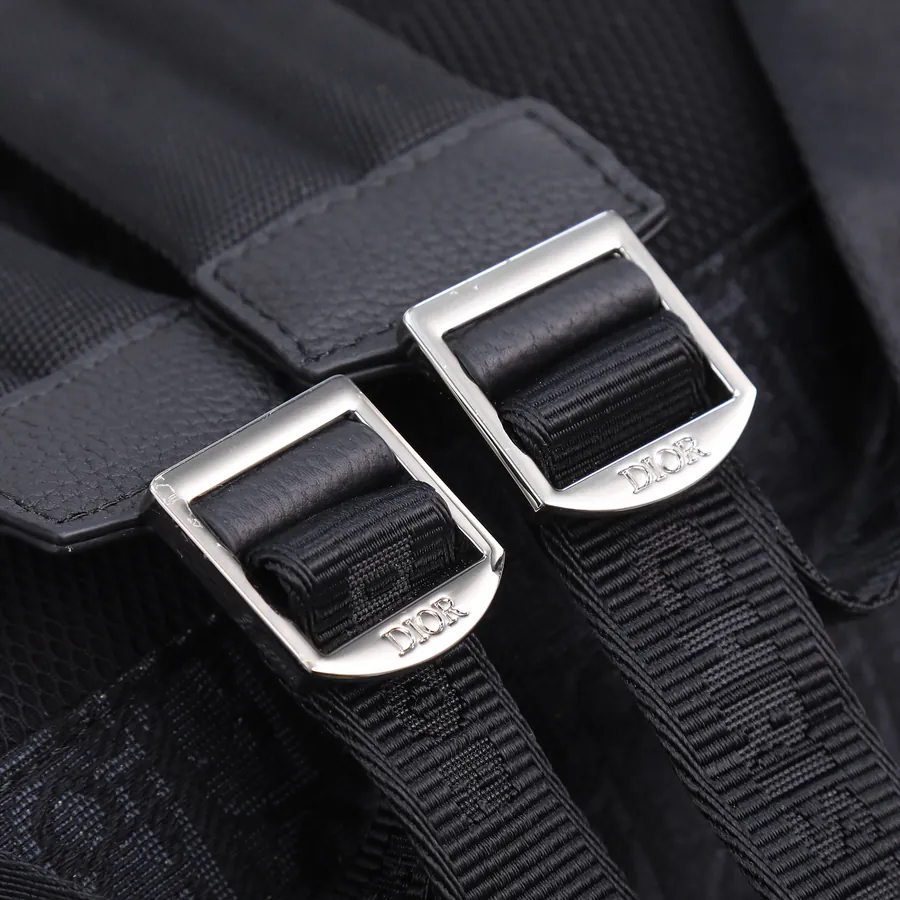 Dior Rider Backpack Minimalist Silhouette, Classic Design