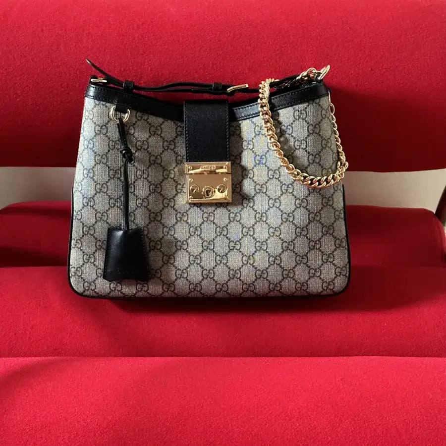Padlock Series GG Shoulder Bag