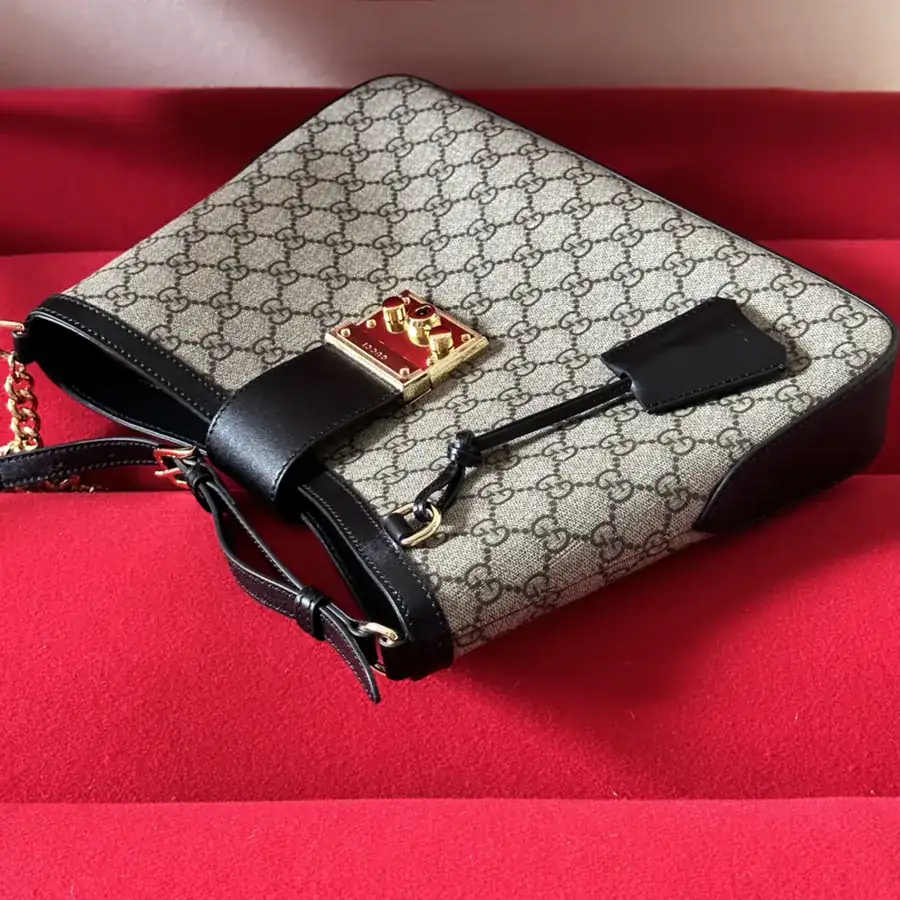 Padlock Series GG Shoulder Bag