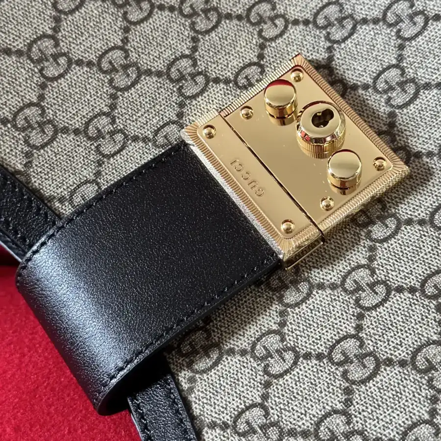 Padlock Series GG Shoulder Bag