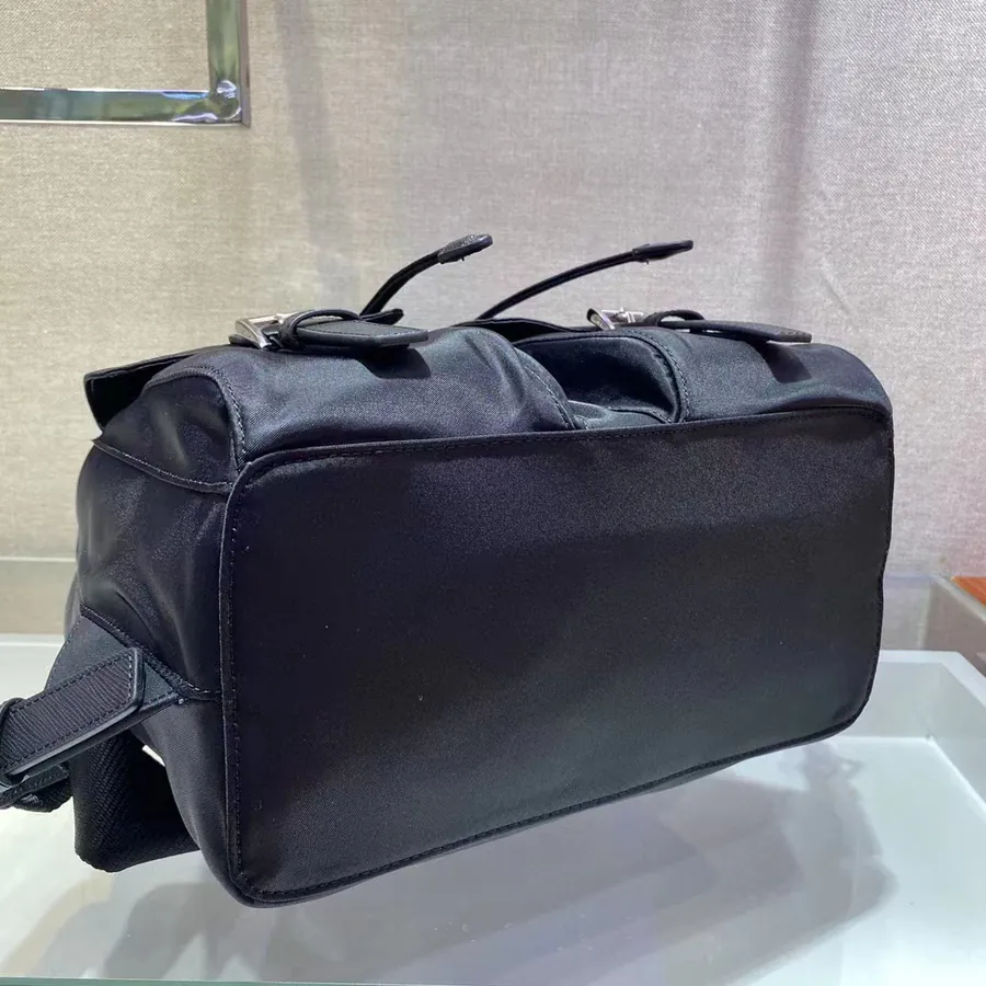 P Family Classic Shoulder Bag 1BZ677