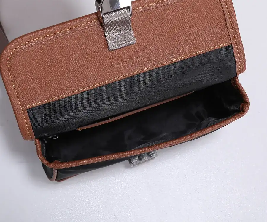 Mini Mail Bag in Grained Calfskin