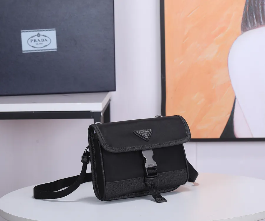 Mini Mail Bag in Grained Calfskin