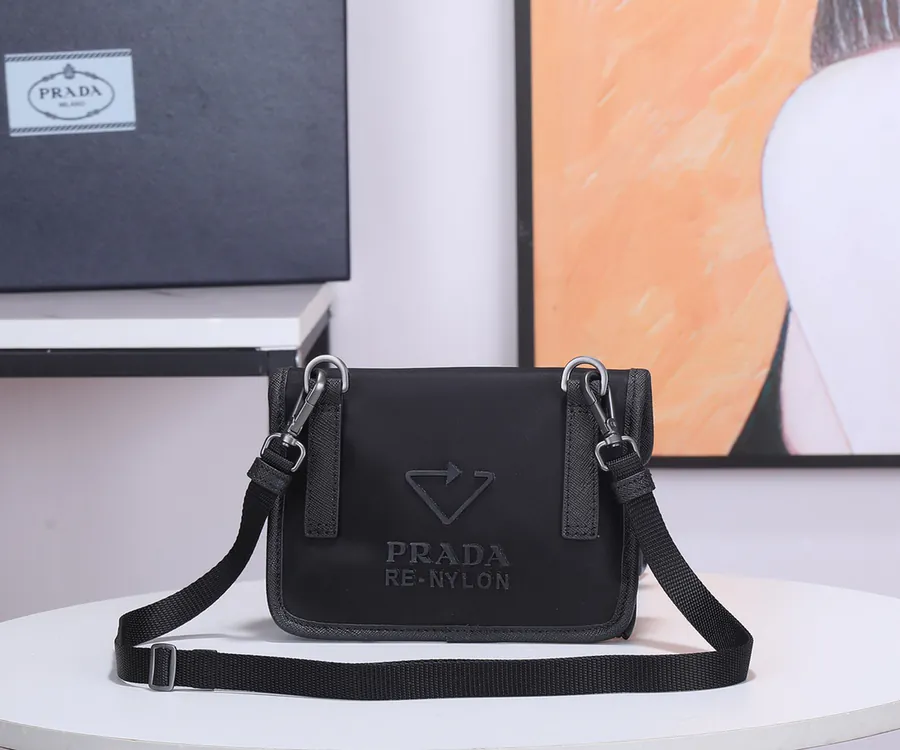 Mini Mail Bag in Grained Calfskin