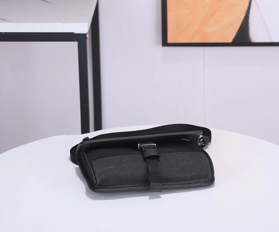 Mini Mail Bag in Grained Calfskin