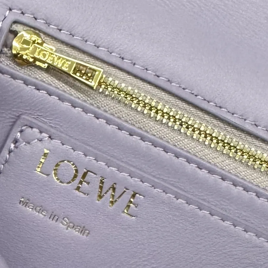 P1000.LOw℮ Goya Puffer Bucket Bag