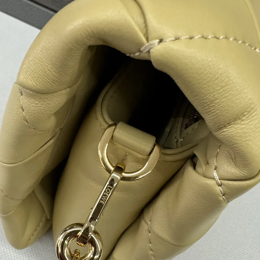 P1000.LOw℮ Goya Handbag